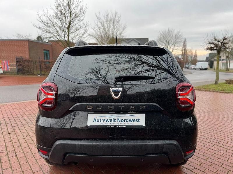 Gebraucht Dacia Duster Comfort 101 PS (74 kW) 2021 Schwarz SUV