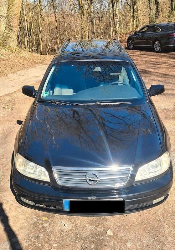 Gebraucht Opel Omega Edition 120 PS (88 kW) 2003 Schwarz Kombi