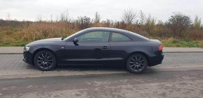 Gebraucht Audi A5 160 PS (117 kW) 2009 Phantomschwarz perleffekt Coupé