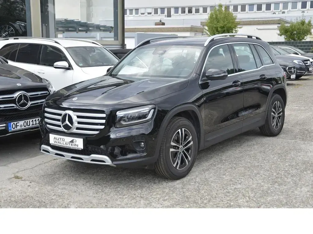 Gebraucht Mercedes GLB180 Advanced 116 PS (85 kW) 2025 Schwarz SUV