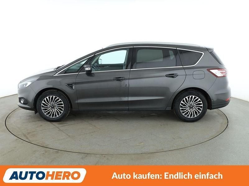 Gebraucht Ford S-MAX Titanium 165 PS (121 kW) 2019 Grau Van / Kleinbus