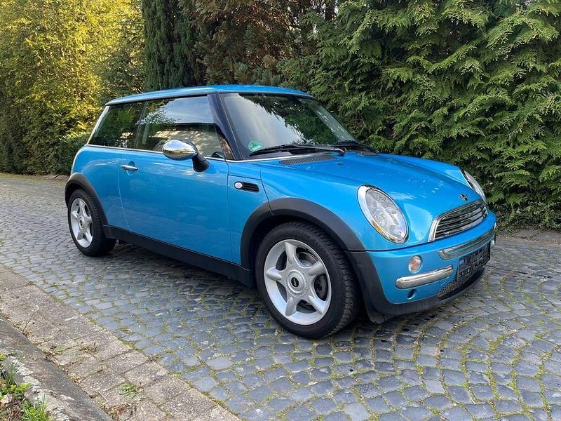 Second-hand Mini Cooper 116 CP (85 kW) 2004 Albastru Hatchback
