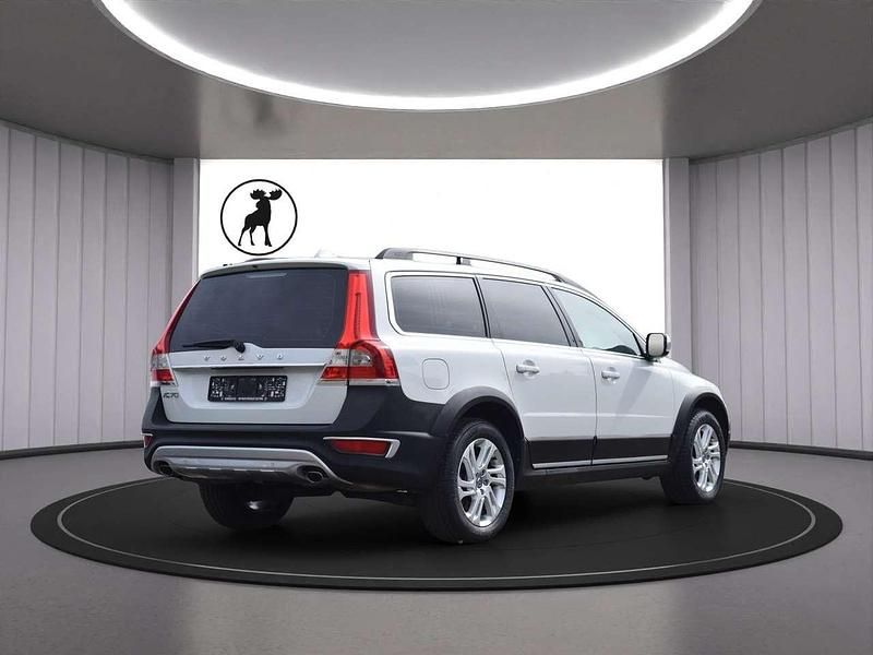 Gebraucht Volvo XC70 181 PS (133 kW) 2016 Weiß Kombi