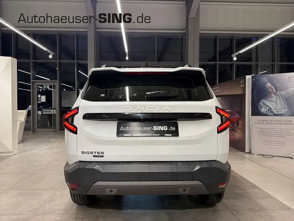 Neu Dacia Bigster Expression 156 PS (114 kW) 2025 Arktisweiß SUV