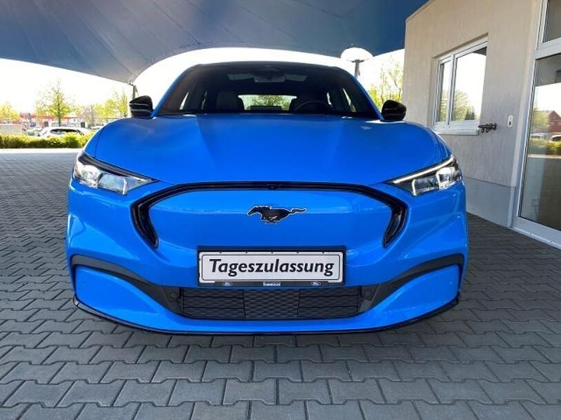 Gebraucht Ford Mustang Mach-E 258 kW (351 PS) 2023 Grabber blue metallic SUV