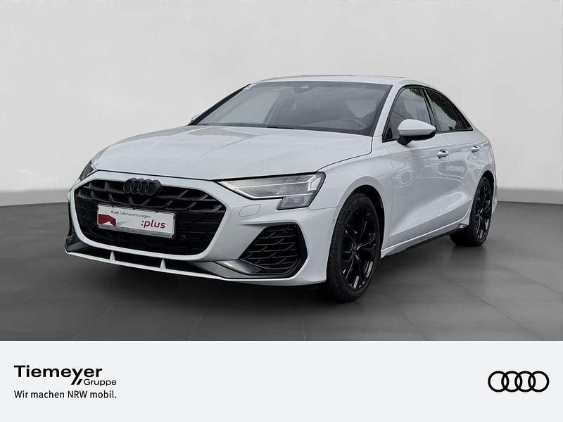 Weiß Gebraucht 2024 Audi S3 Ambiente Limousine | 44.210 € (Superpreis) - Bild 1/4