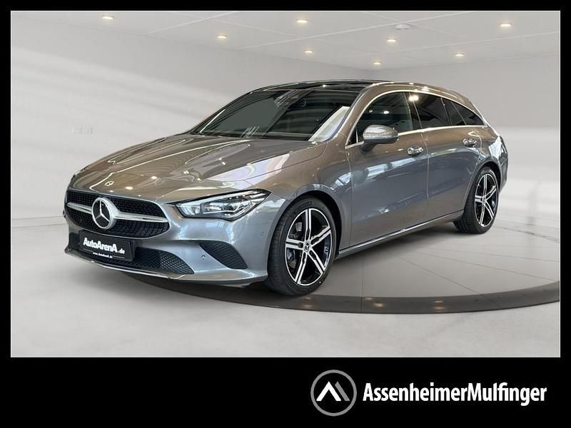 Grau Gebraucht 2023 Mercedes CLA200 Shooting Brake Progressive Kombi | 28.798 € (Fairer Preis) - Bild 1/2