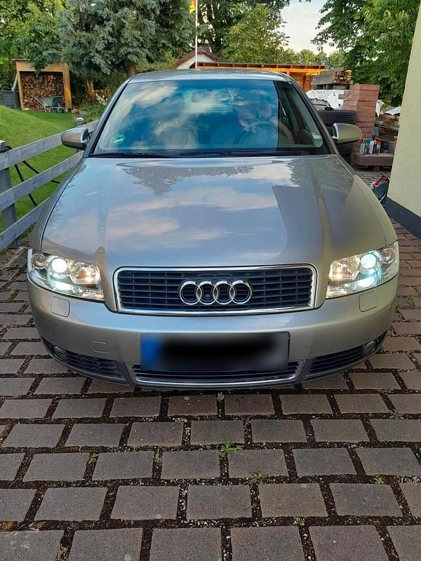 Gebraucht Audi A4 101 PS (74 kW) 2001 Grau Limousine