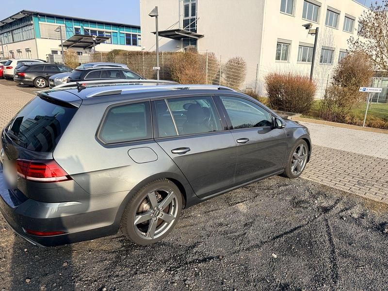 Gebraucht VW Golf VII Join 116 PS (85 kW) 2018 Grau Kombi