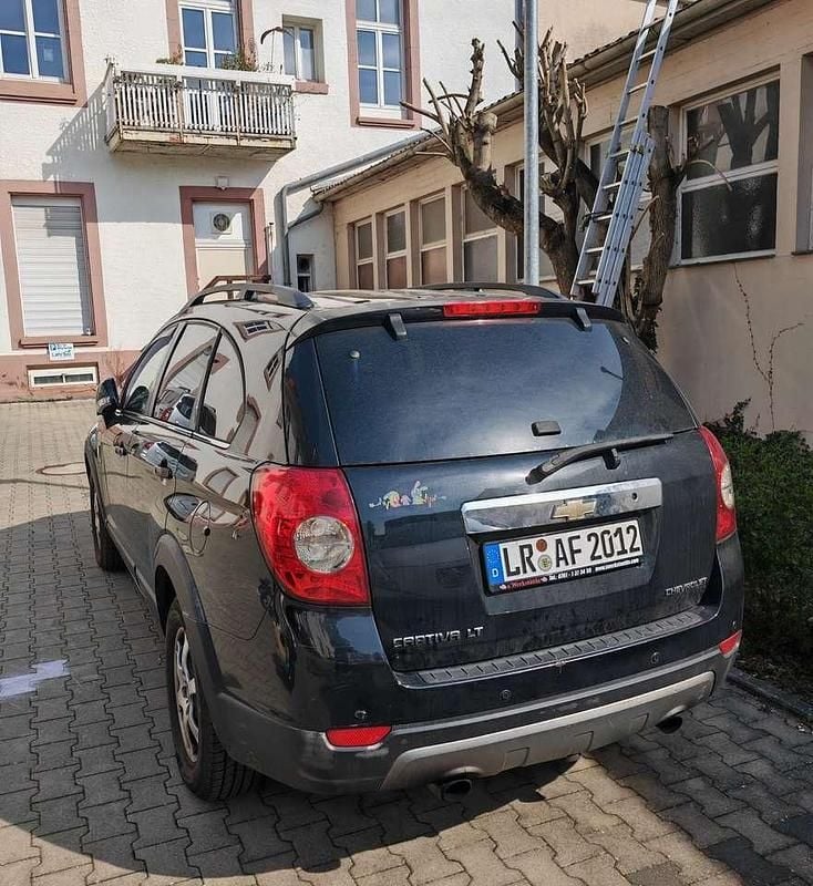 Gebraucht Chevrolet Captiva LT 184 PS (135 kW) 2011 Schwarz SUV