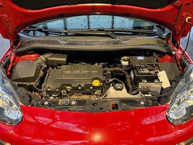 Gebraucht Opel Adam Rocks Rocks 87 PS (63 kW) 2018 Rot Kleinwagen