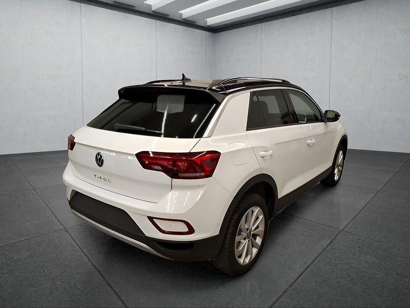 Gebraucht VW T-Roc Life 150 PS (110 kW) 2025 Weiß SUV