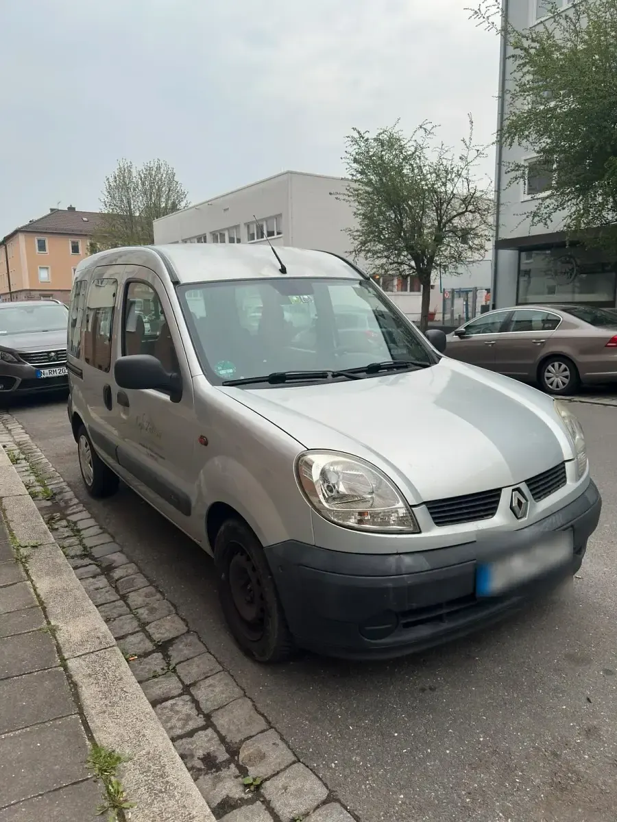 Gebraucht Renault Kangoo 75 PS (55 kW) 2004 Silber Van / Kleinbus