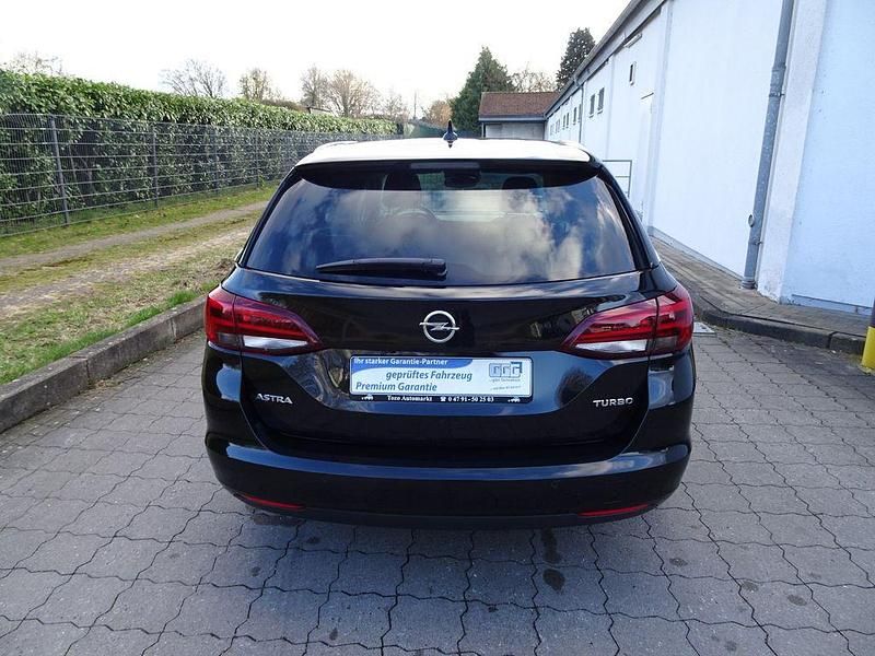 Gebraucht Opel Astra Innovation 125 PS (91 kW) 2018 Schwarz Kombi
