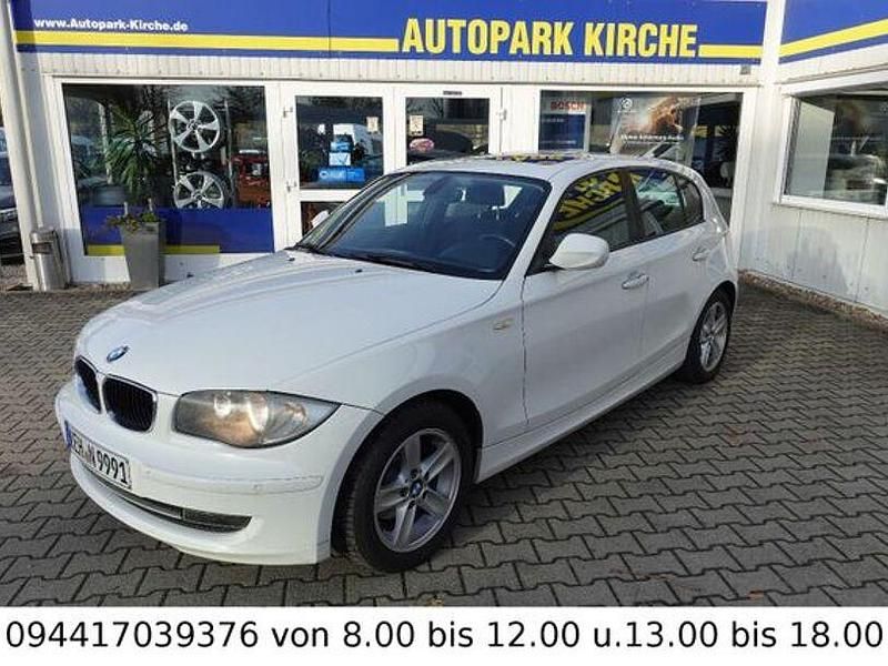 Gebraucht BMW 116 Advantage 122 PS (89 kW) 2011 Weiß Kleinwagen