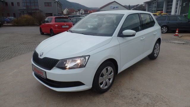 Gebraucht Skoda Fabia Cool Edition 90 PS (66 kW) 2015 Weiß Kleinwagen