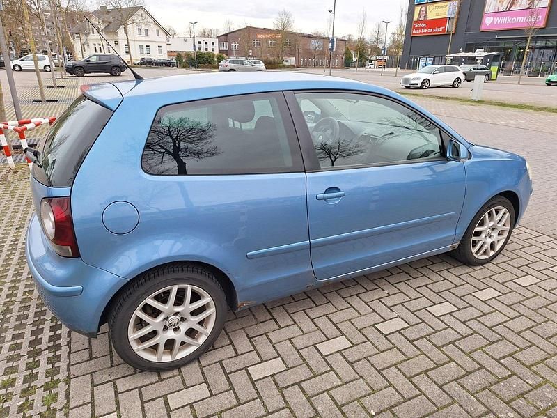 Gebraucht VW Polo 105 PS (77 kW) 2007 Blau Kleinwagen