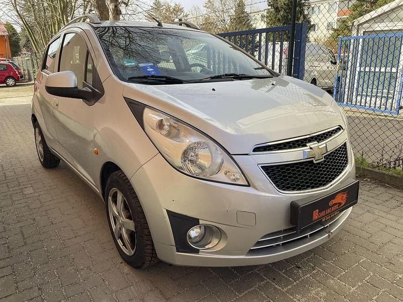 Gebraucht Chevrolet Spark LS 82 PS (60 kW) 2010 Silber Kleinwagen