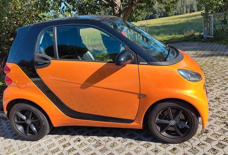 Gebraucht Smart ForTwo Coupé 84 PS (61 kW) 2011 Orange Coupé