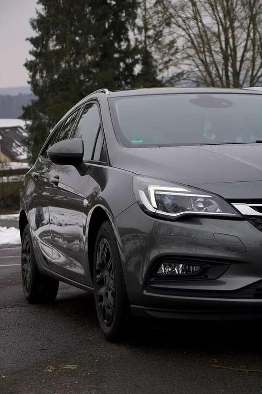 Gebraucht Opel Astra Dynamic 125 PS (91 kW) 2018 Kombi