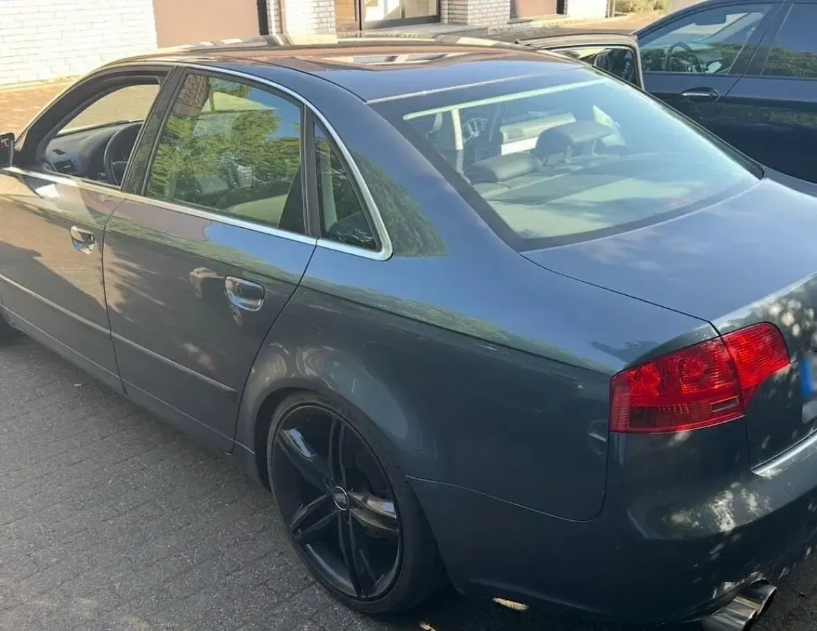Gebraucht Audi A4 200 PS (147 kW) 2007 Grau Limousine