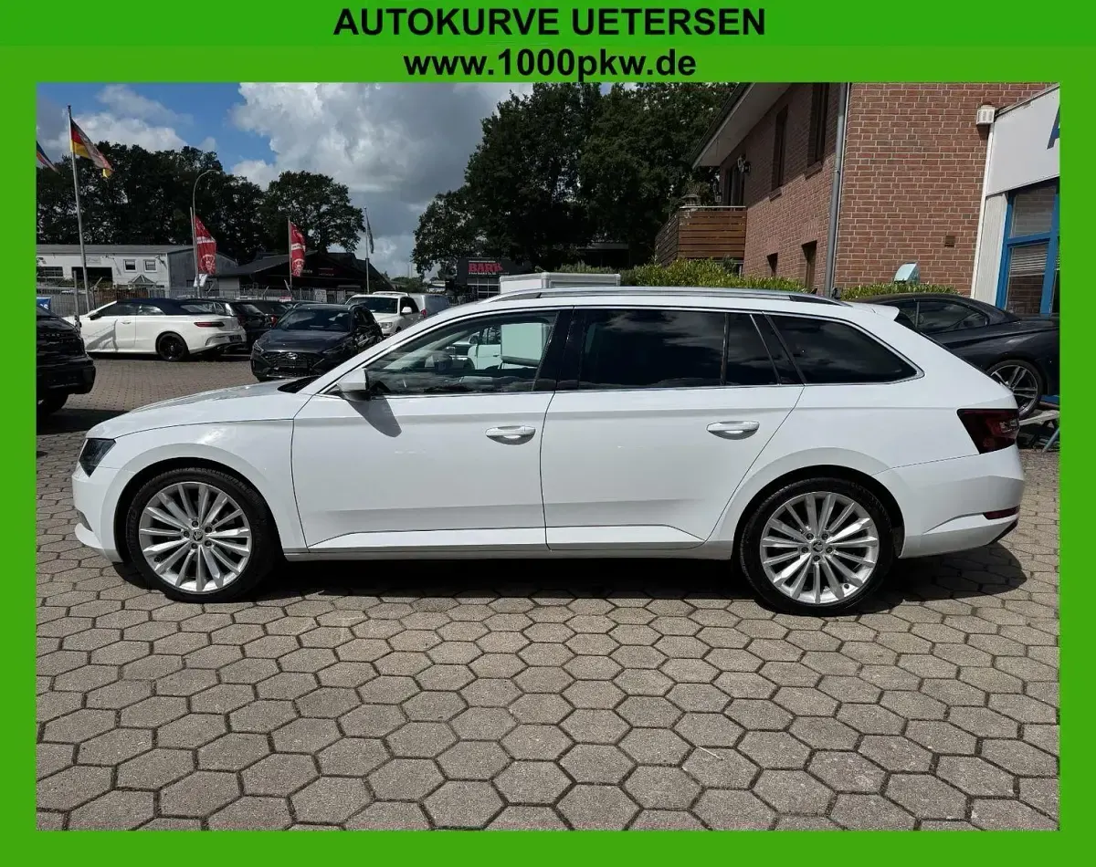 Gebraucht Skoda Superb Style 190 PS (139 kW) 2017 Weiß Kombi