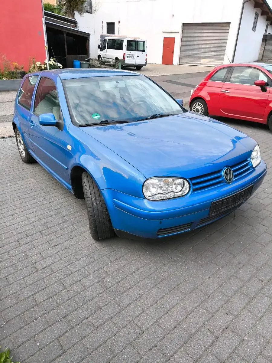 Gebraucht VW Golf III Sport 102 PS (75 kW) 1999 Blau Limousine