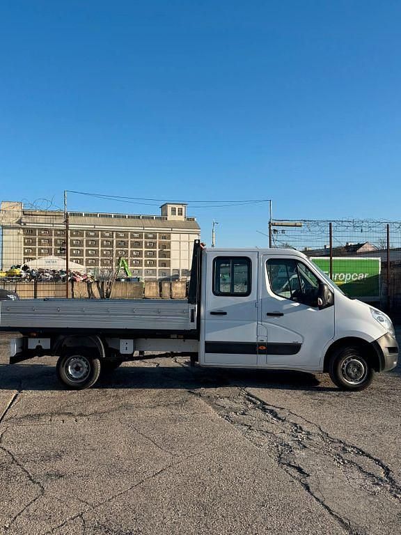 Gebraucht Renault Master 131 PS (96 kW) 2019 Weiß Van / Kleinbus