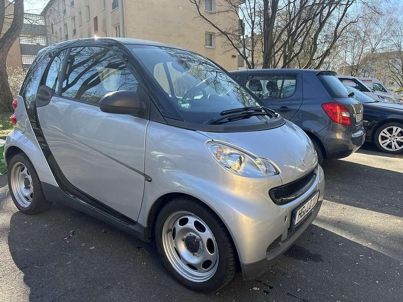 Gebraucht Smart ForTwo Coupé 75 PS (55 kW) 2011 Silber Coupé