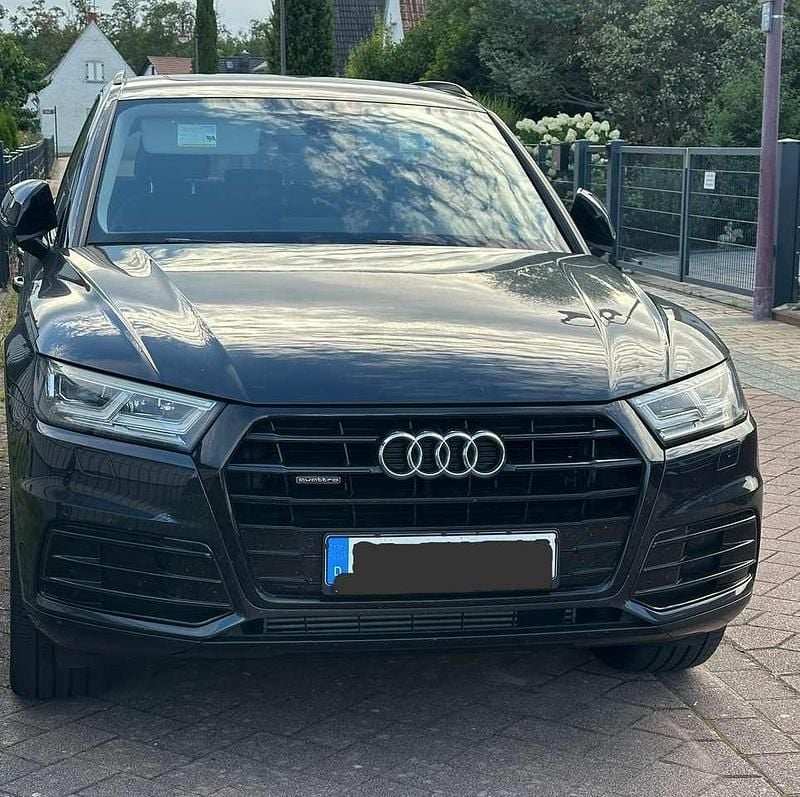 Schwarz Gebraucht 2018 Audi Q5 Premium SUV | 22.500 € - Bild 1/4