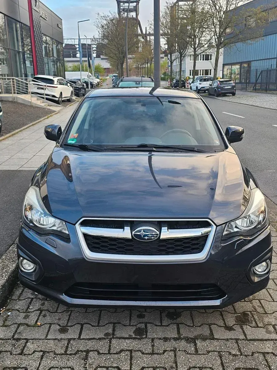 Gebraucht Subaru Impreza Active 114 PS (83 kW) 2014 Grau Limousine