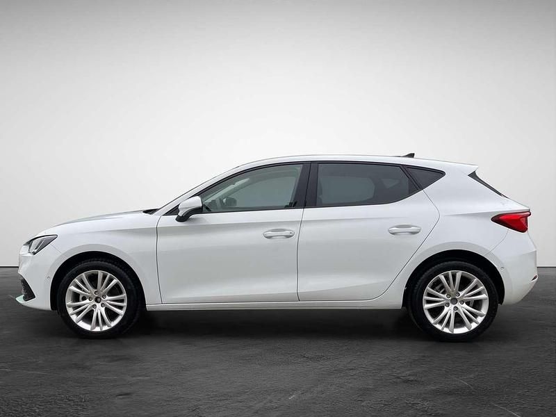 Neu Seat Leon Style 150 PS (110 kW) 2025 Weiß Limousine