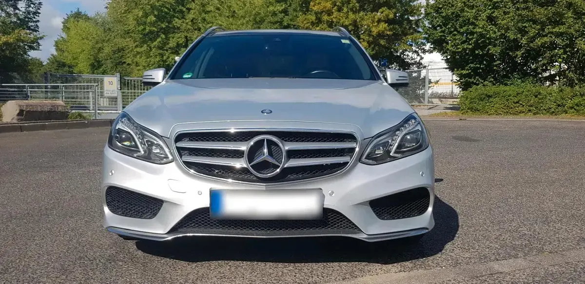 Gebraucht Mercedes E350 AMG 258 PS (189 kW) 2013 Silber Kombi