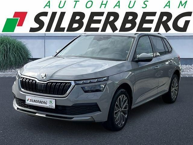 Steelgrau Gebraucht 2021 Skoda Kamiq Clever SUV | 19.949 € (Fairer Preis) - Bild 1/4