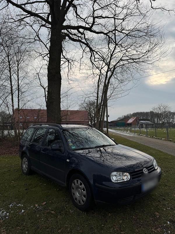 Blau Gebraucht 2005 VW Golf IV Kombi | 850 € (Guter Preis) - Bild 1/4
