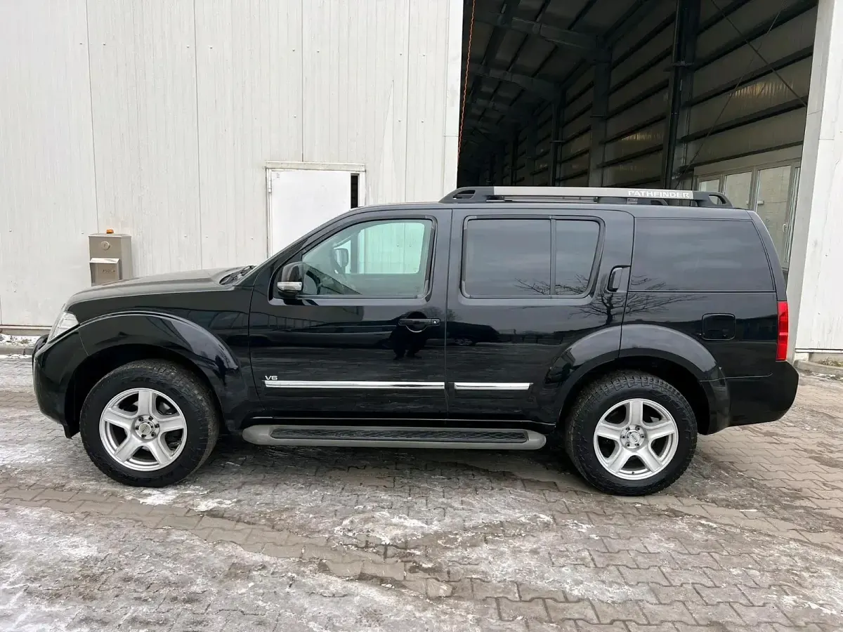 Gebraucht Nissan Pathfinder S 231 PS (169 kW) 2013 Schwarz SUV