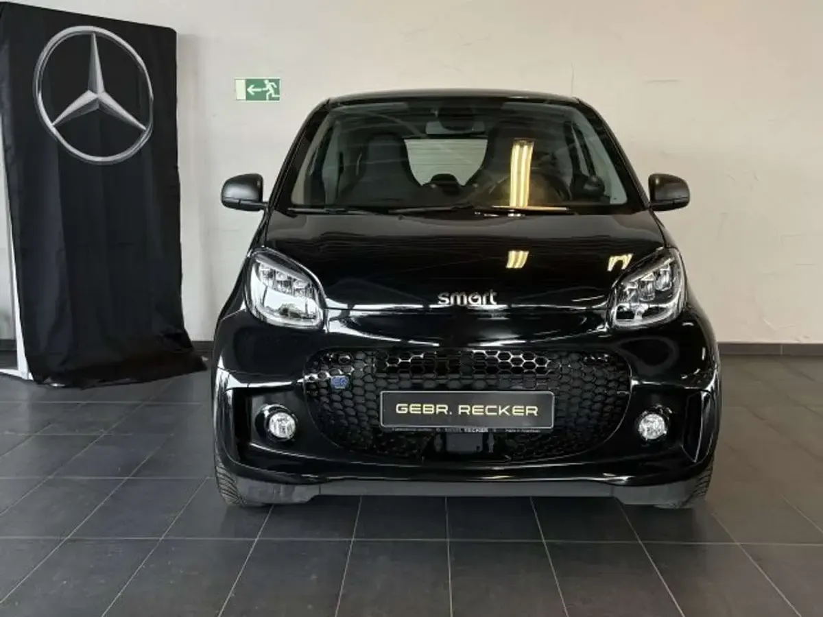 Gebraucht Smart ForTwo Electric Drive 60 kW (82 PS) 2024 Bodypanels in black Coupé