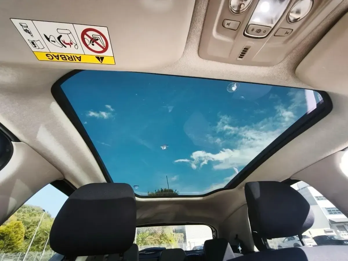 Gebraucht Citroën C4 Cactus 92 PS (67 kW) 2014 Schwarz Kleinwagen