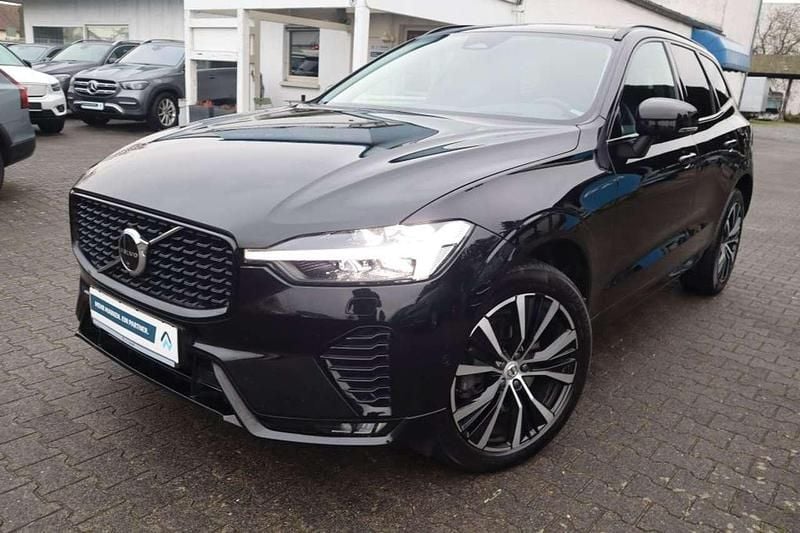 Gebraucht Volvo XC60 Ultimate 197 PS (144 kW) 2023 Onyx black SUV
