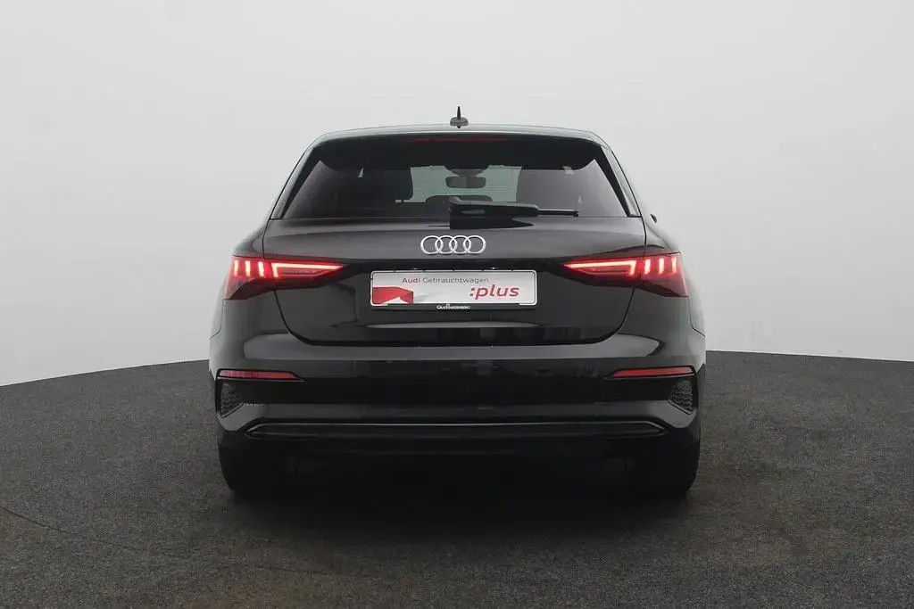 Gebraucht Audi A3 Advanced 150 PS (110 kW) 2024 Brillantschwarz Limousine