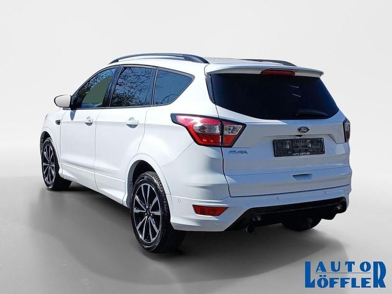 Gebraucht Ford Kuga ST-Line 150 PS (110 kW) 2019 Weiß SUV
