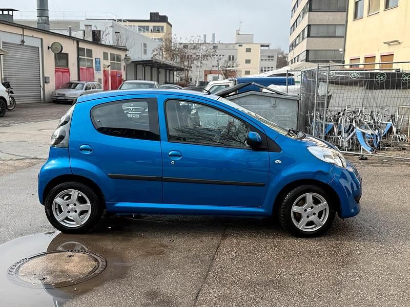 Gebraucht Citroën C1 68 PS (50 kW) 2010 Blau Kleinwagen