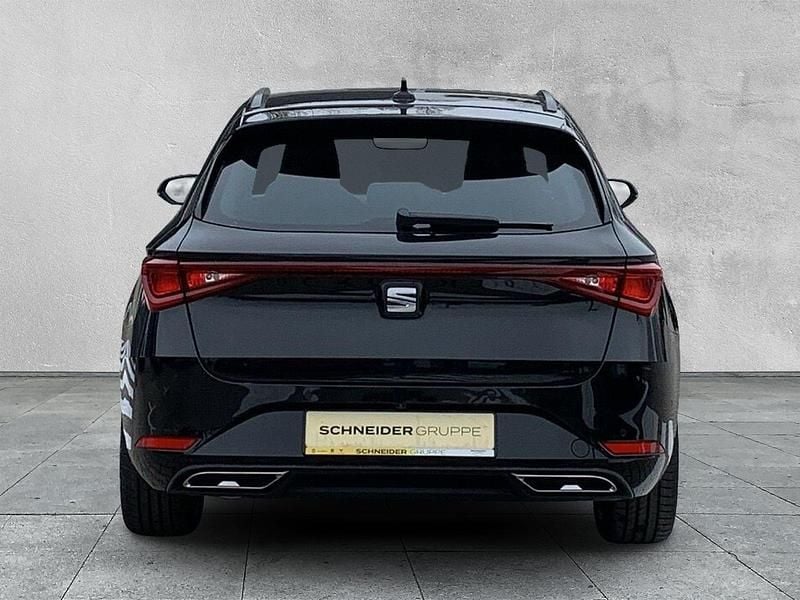 Neu Seat Leon FR 150 PS (110 kW) 2025 Schwarz Limousine