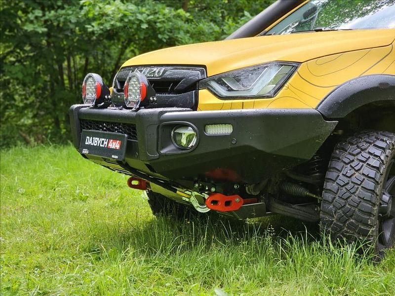 Gebraucht Isuzu D-Max 163 PS (119 kW) 2023 Gelb Abholung