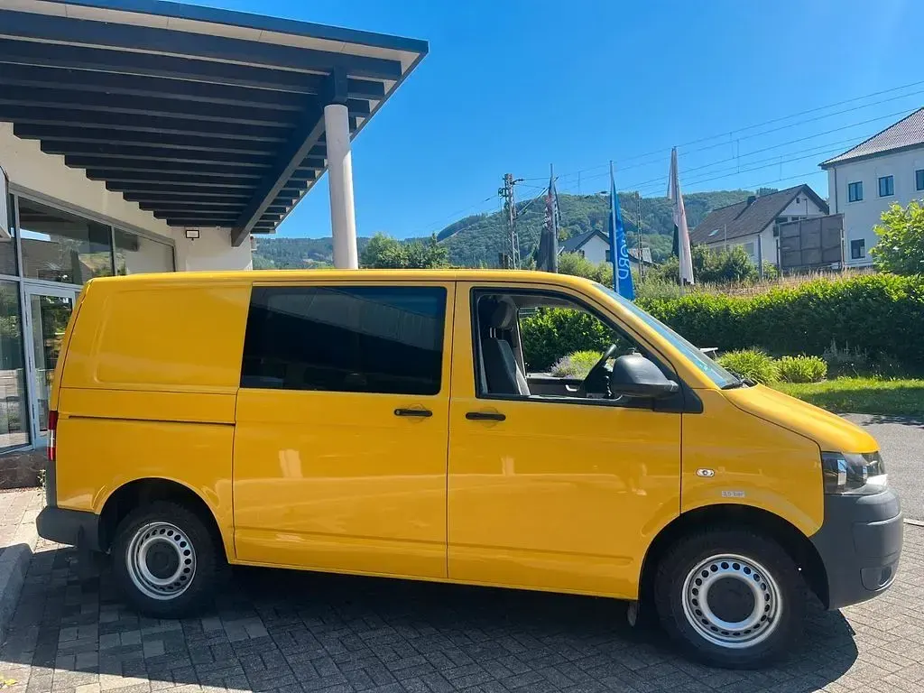 Usata VW Transporter 84 CV (61 kW) 2012 Giallo Furgone