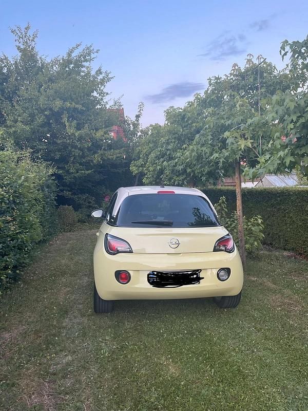 Gebraucht Opel Adam 89 PS (65 kW) 2015 Gelb Kleinwagen
