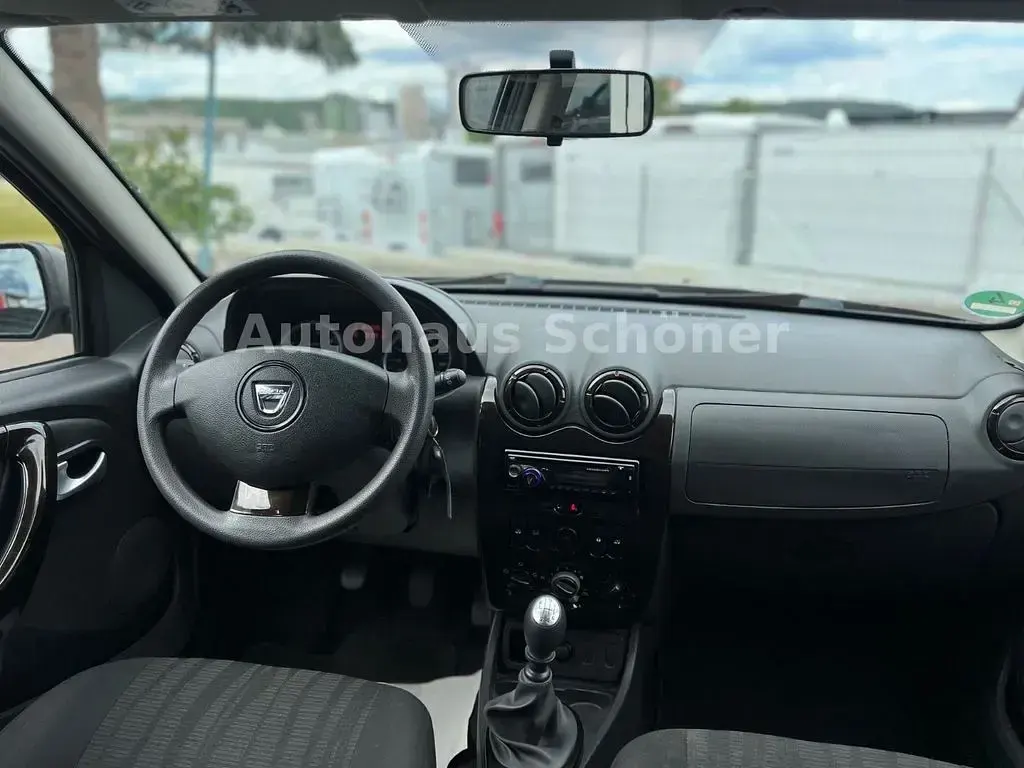 Gebraucht Dacia Duster Lauréate 107 PS (78 kW) 2012 Braun SUV