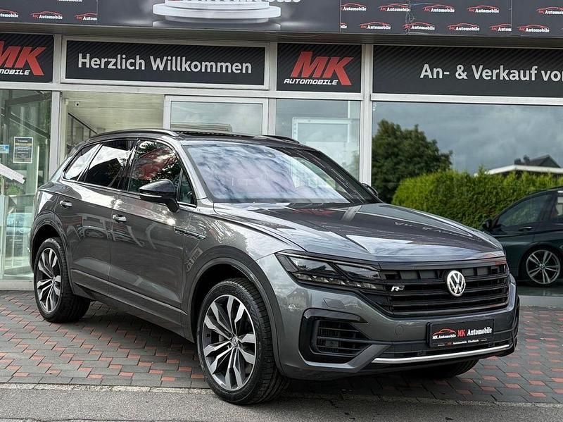 Grau Gebraucht 2019 VW Touareg R-line SUV | 41.990 € (Superpreis) - Bild 1/4