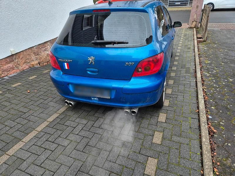 Gebraucht Peugeot 307 136 PS (100 kW) 2002 Blau Limousine