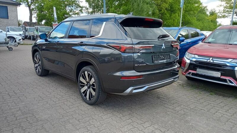 Neu Mitsubishi Outlander P-HEV Edition 306 PS (225 kW) 2025 Grau SUV